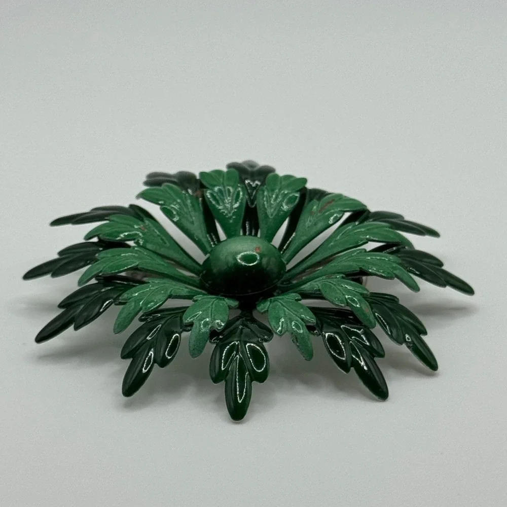 Vintage Enamel Flower Pin Green Retro Floral Brooch
